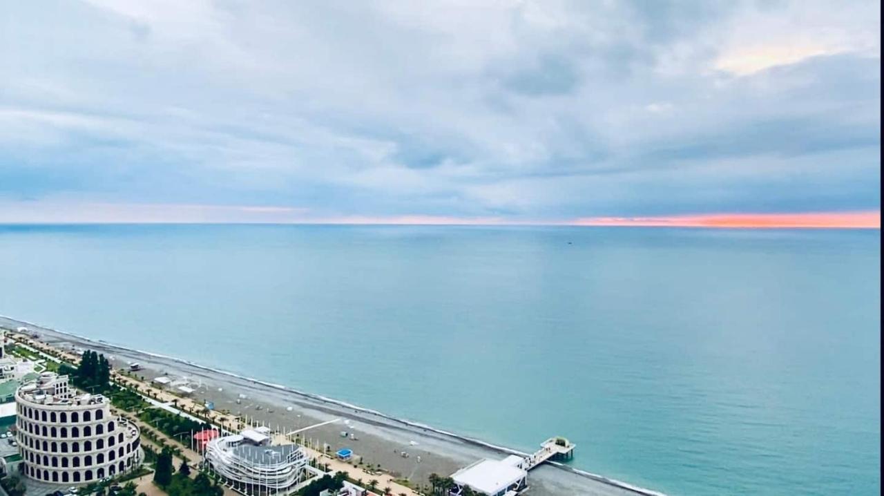 Sea View Apart-Hotel Orbi Twin Towers 1413 Батуми Экстерьер фото